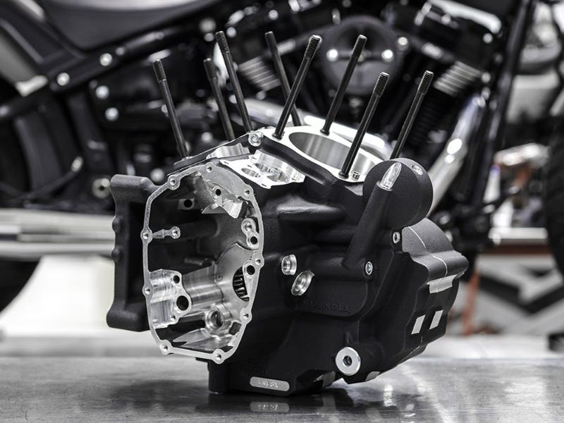 S&S CYCLE PERFORMANCE CRANKCASE ASSEMBLY - BLACK. FITS SOFTAIL 2018UP