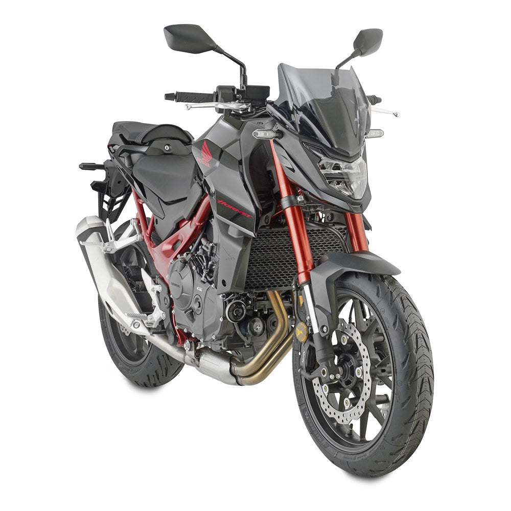 GIVI WINDSCREEN ONLY SMOKED - HONDA/YAMAHA (NEEDS FITTING KIT A2166A OR A1200A)
