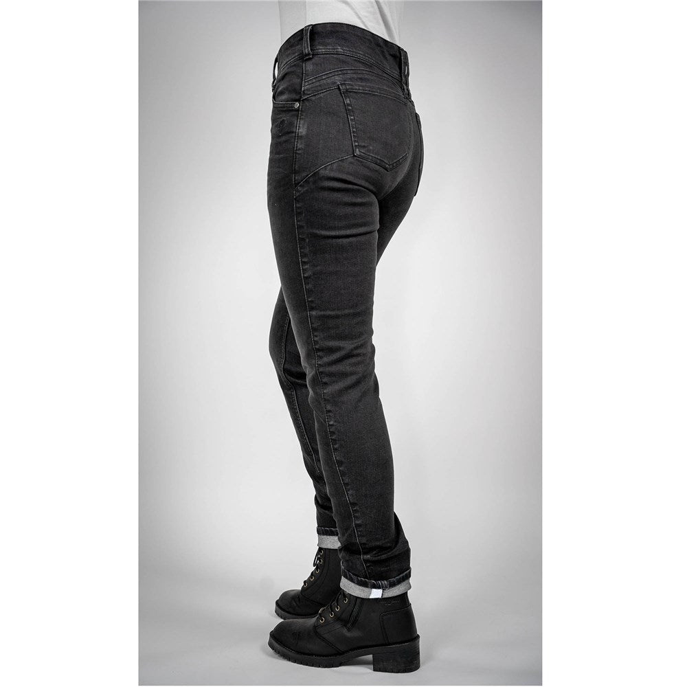 BULL-IT 24 LADIES RAVEN (AA) STRAIGHT/REGULAR - BLK (08)