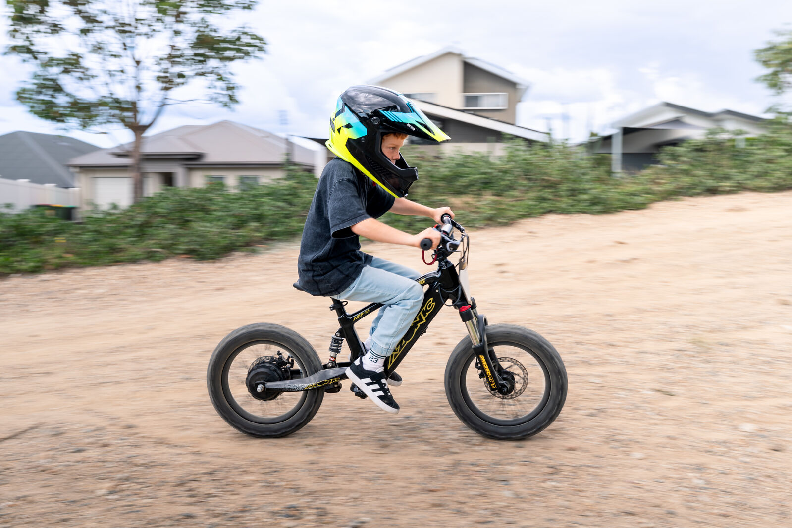 Azonic Flow 20 - 36V / 7.5Ah / 750W