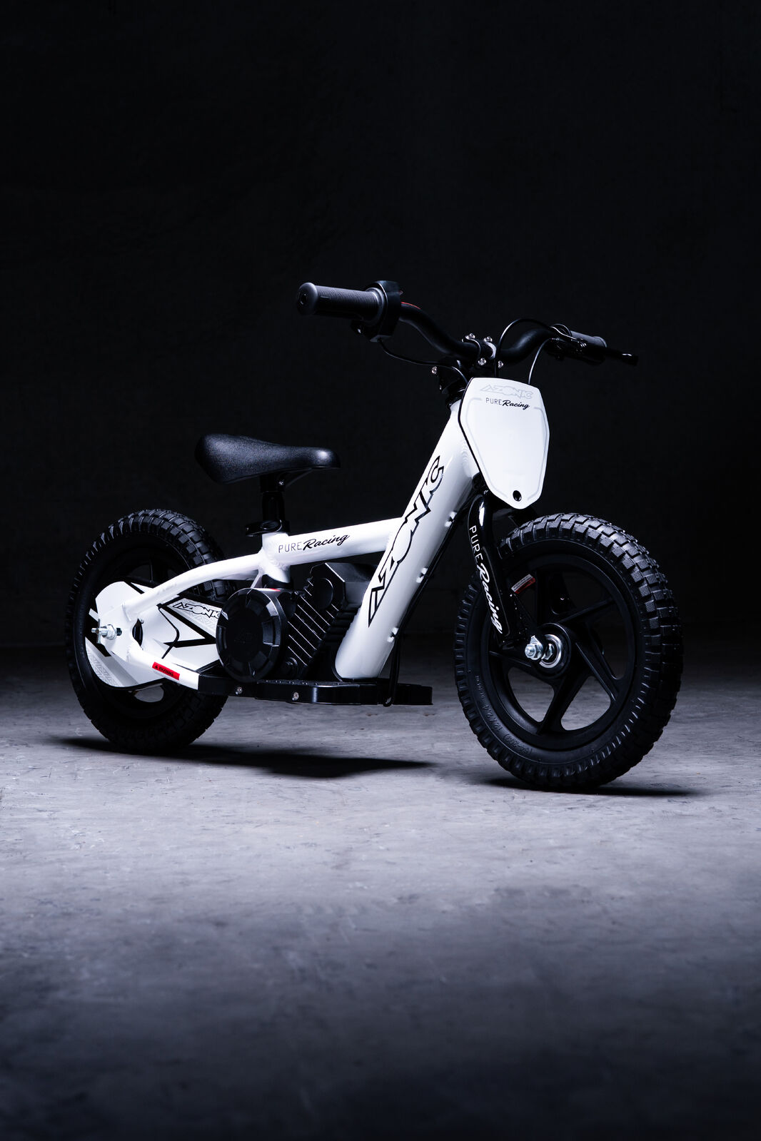 Azonic Pure 12 - 24V / 5.2Ah / 150W - White/Black