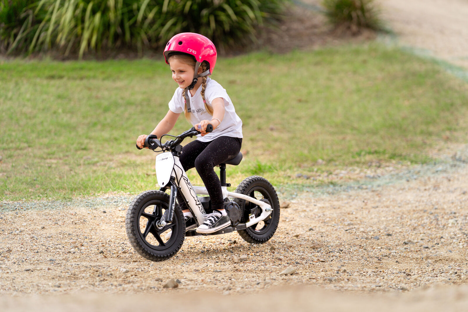 Azonic Pure 12 - 24V / 5.2Ah / 150W - White/Black