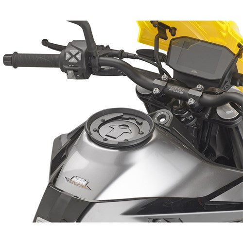 GIVI TANKLOCK FLANGE FITTING KIT - KTM DUKE 790 18-  [ONC01]