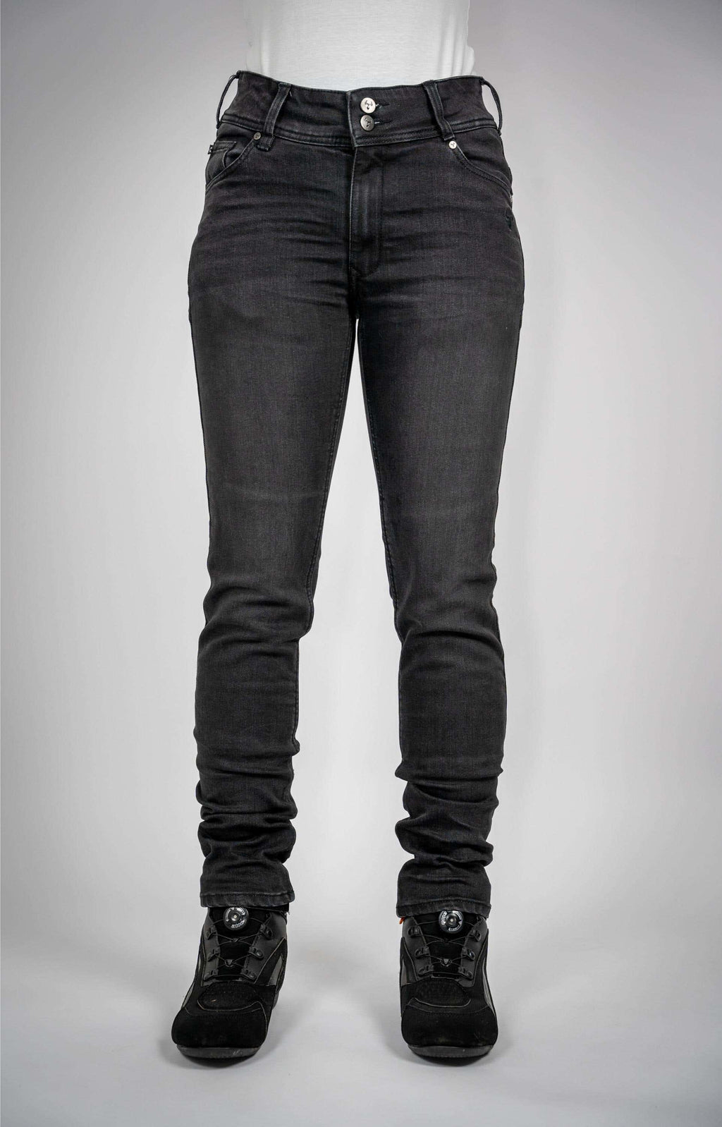 BULL-IT WOMENS 24 RAVEN (AA) SLIM/REGULAR