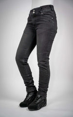 BULL-IT WOMENS 24 RAVEN (AA) SLIM/REGULAR