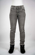 BULL-IT WOMENS 24 WILLOW (AA) SLIM/REGULAR