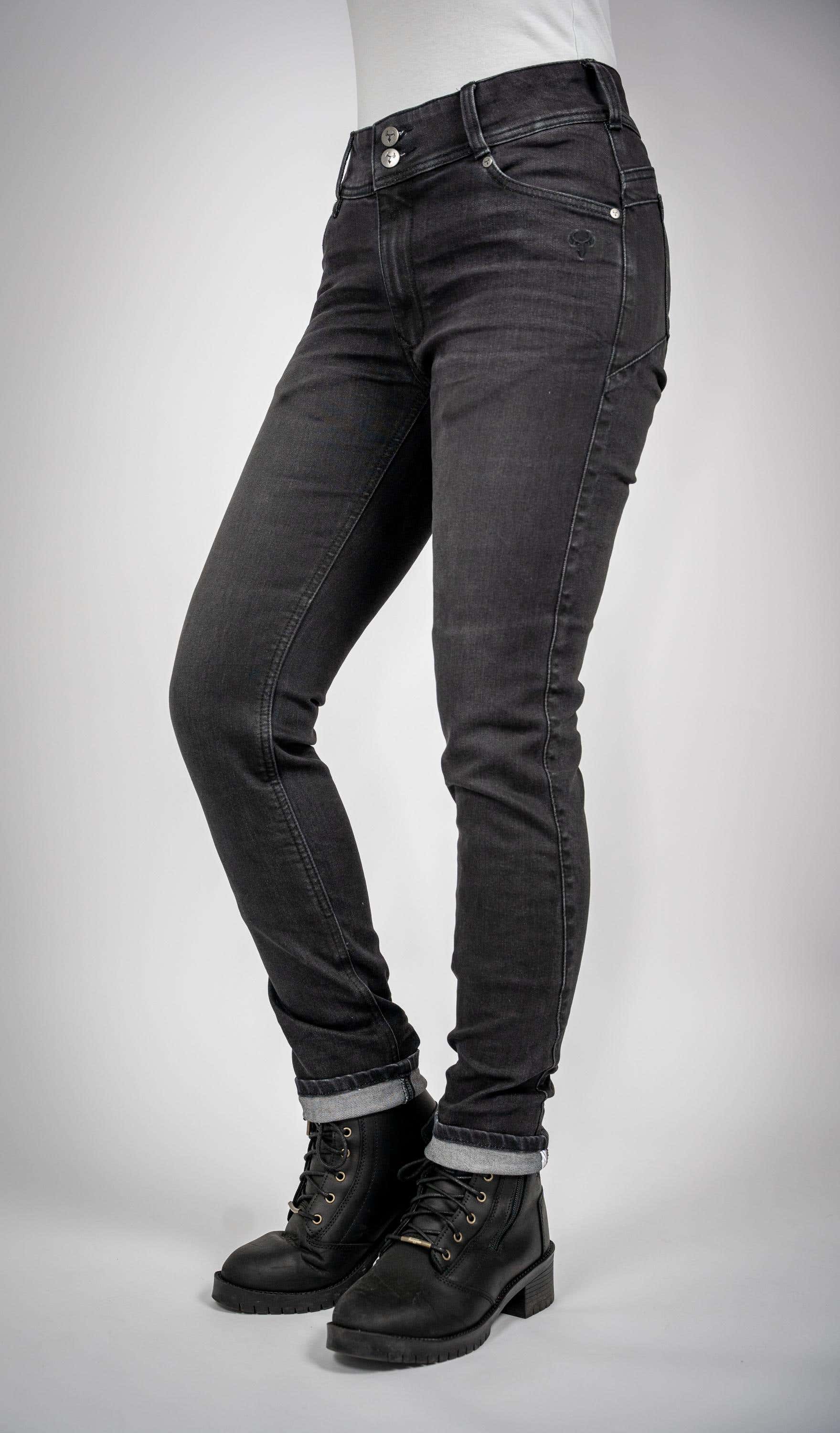 BULL-IT WOMENS 24 RAVEN (AA) STRAIGHT/REGULAR