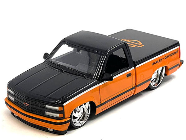 HARLEY-DAVIDSON Harley Davidson Custom 1993 Chevrolet 454 SS Pick Up Truck 1:24 Black / Orange