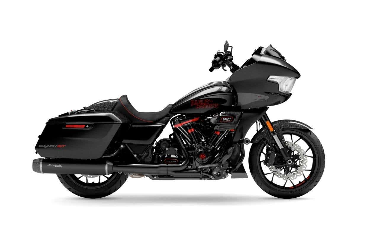 HARLEY-DAVIDSON Road Glide ST CVO 2024