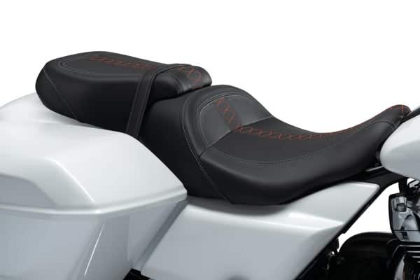 HARLEY-DAVIDSON LOW-PROFILE PASSENGER PILLION ORANGE STITCH