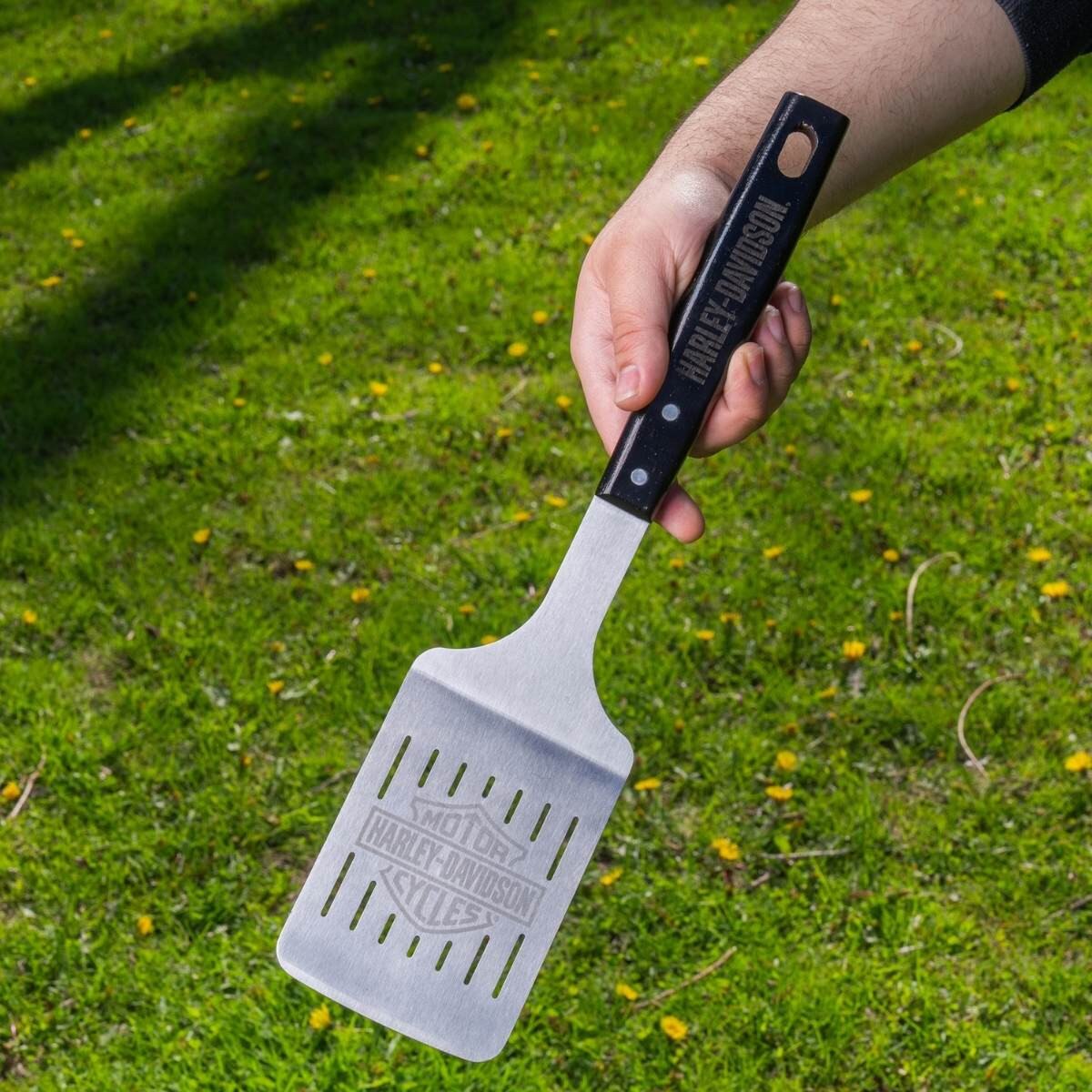 Harley-Davidson H-D Bar & Shield Grill Tool Set