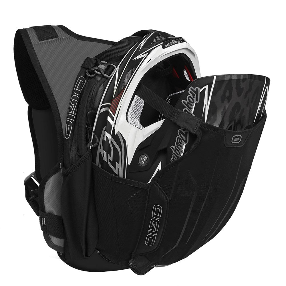 OGIO HYDRATION BAG - BAJA 2L BLK (10)