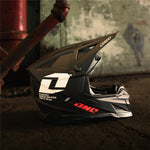 ONE INDUSTRIES X-297 HELM FOCUS - BLK/WHT (MD)