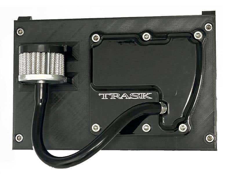 TRASK PERFORMANCE CHECKM8 VENTED TRANSMISSION TOP COVER - BLACK. FITS MILWAUKEE-EIGHT 2017UP.